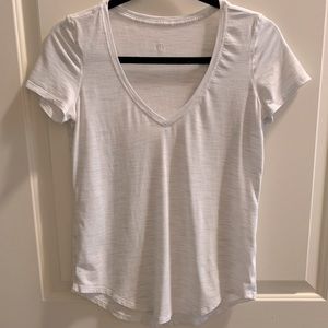 Lululemon V Neck Tee